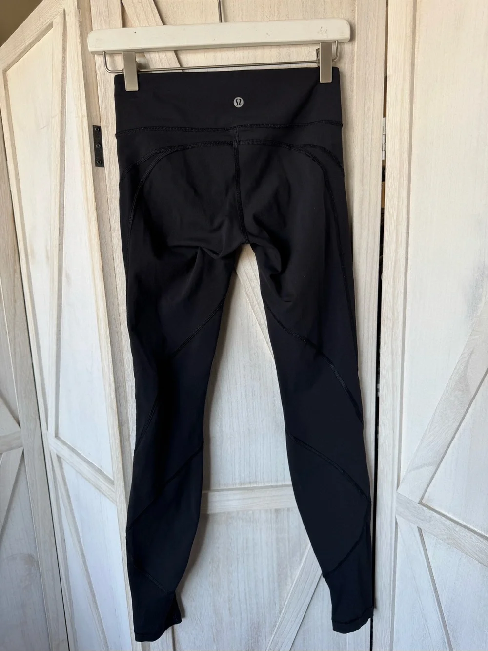lululemon athletica Black High-Rise Leggings ankle size 4 gym athleisure yoga